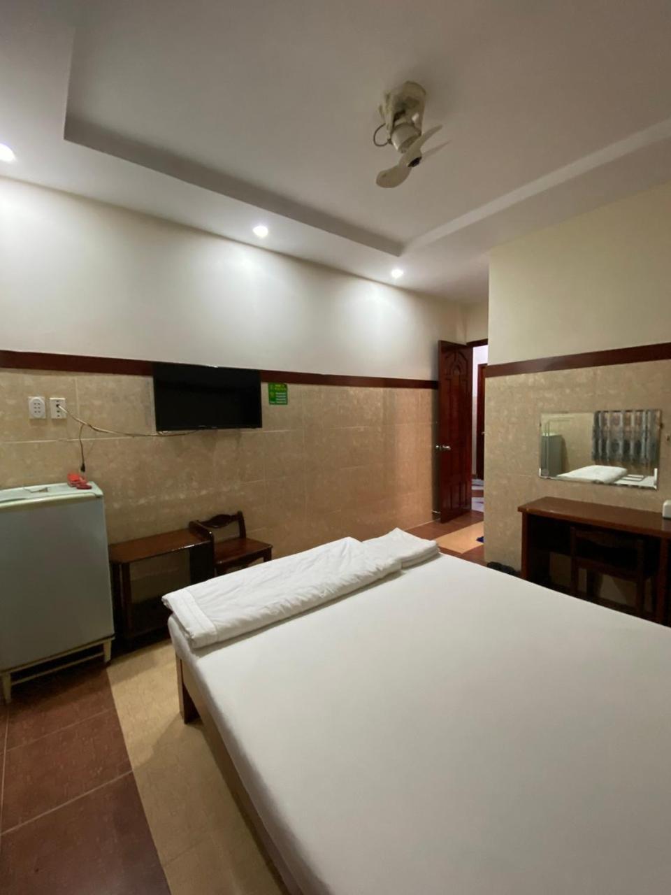 Thai Dat Hotel Thành Pho Ho Chí Minh Esterno foto